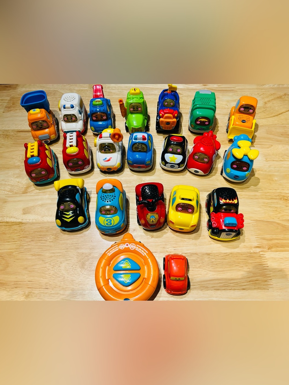 VTech Go! Go! Smart Wheels Vehicle Lot - 20 cars